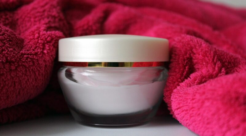 cream, toiletry bag, beauty, skin care, woman, skin care, skin care, skin care, skin care, skin care