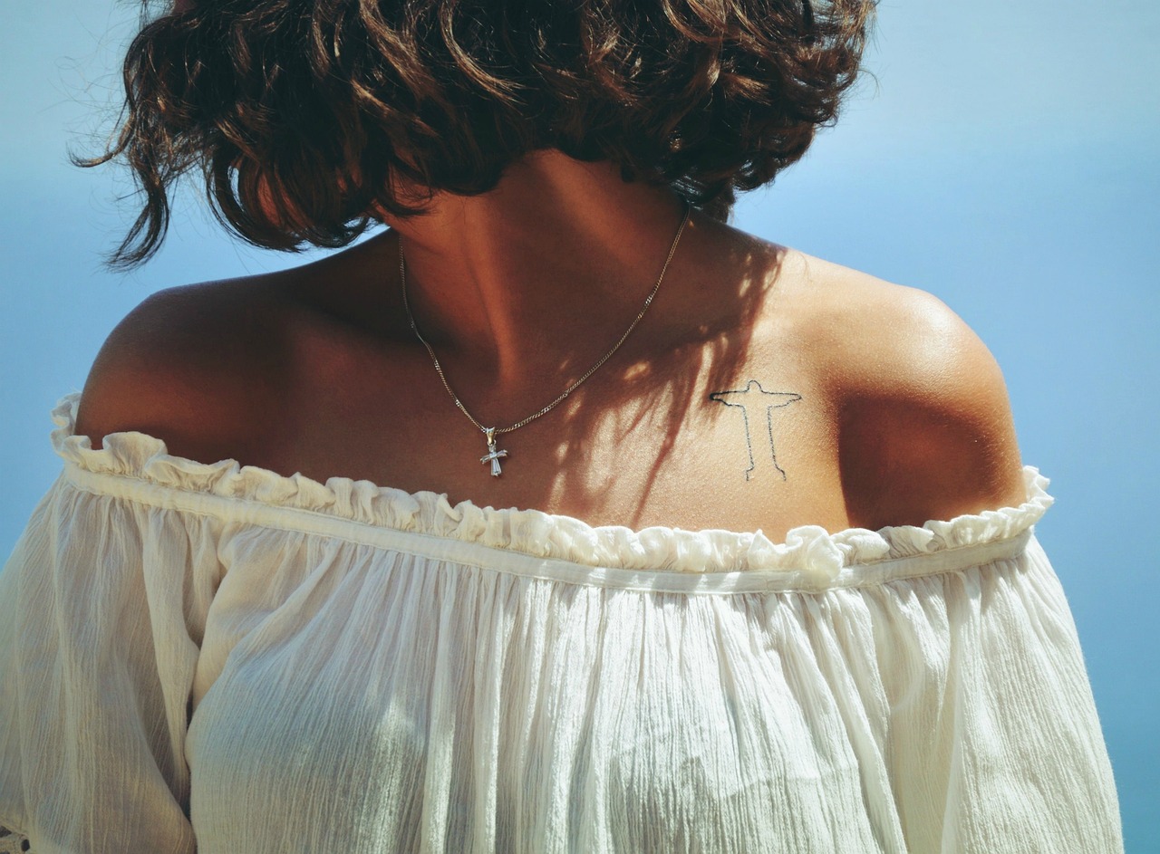 tattoo, fashion, brazil, girl, sun, summer, white, cross, human, young, woman, back, tattoos, face, person, skin, tattooed, style, black, attractive, smile, aesthetics, bollywood