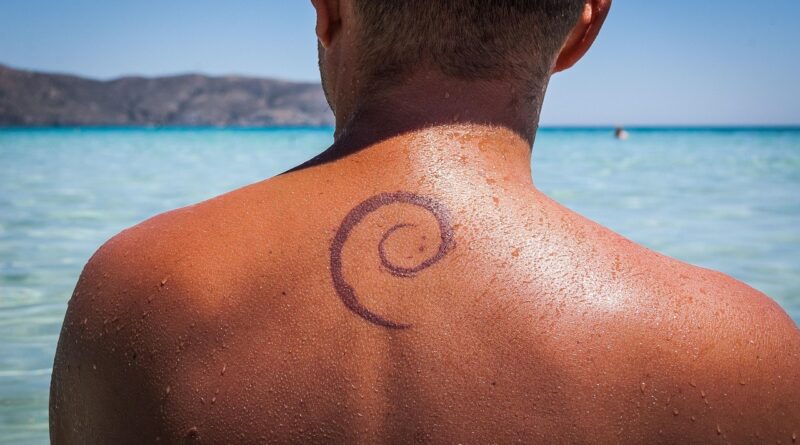 tattoo, the back, geek, debian, linux, debian, linux, linux, linux, linux, linux