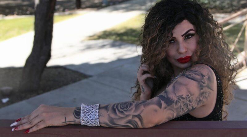 arms, skin, tattoo, tattoos, curly hair, curly, hairstyle, hair, latina, woman, female, fashion