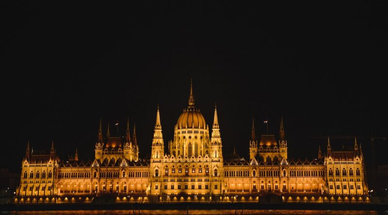 parliament, building, illuminated, architecture, budapest, city, hungary, river, night, urban, danube, cityscape, night sky, landmark, evening, europe, nature, sky, capital