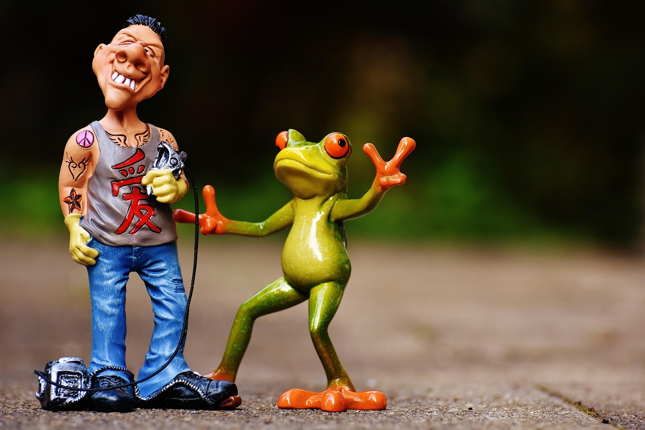 tattoo artist, frog, customer, characters, fun, man, funny, decoration, tattoo, deco