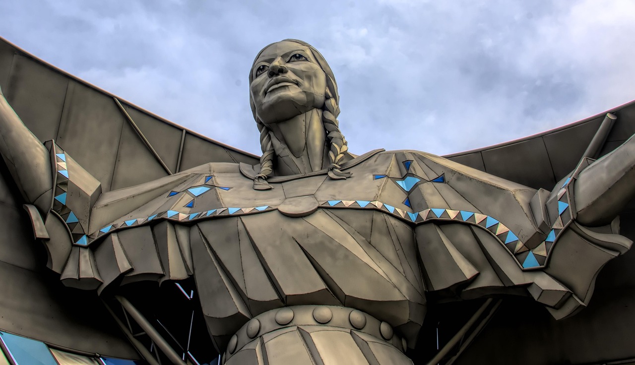 statue, monument, woman, female, indian, native american, sculpture, girl, figure, architecture, apocalypse, face, attraction, dignity, native american, native american, native american, native american, native american, dignity